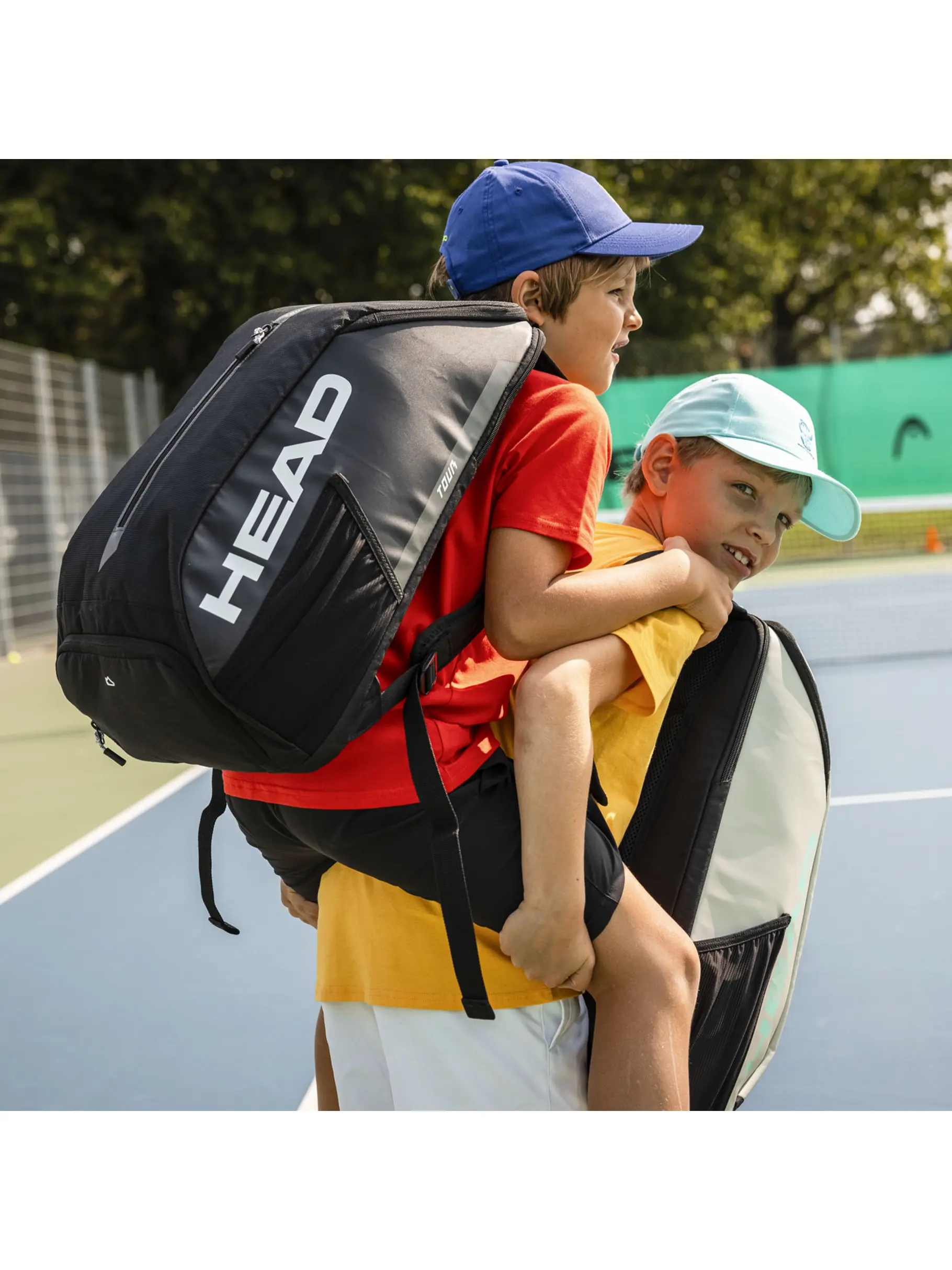 tour-backpack-25l-bkwh (3)